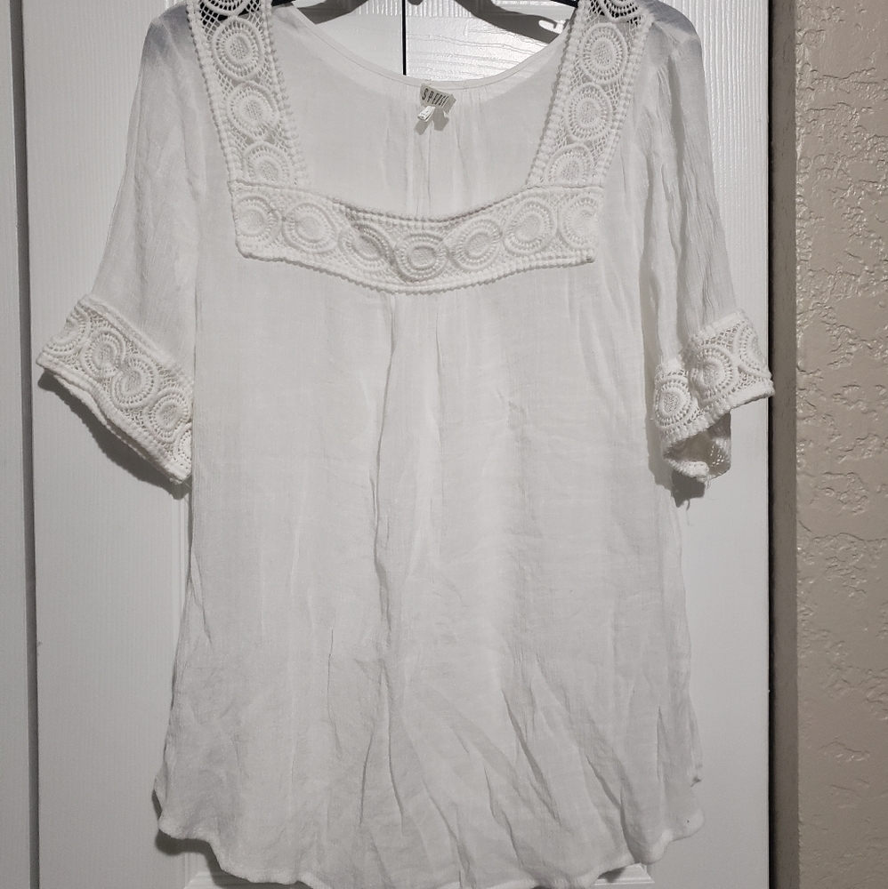 White Gauze Top w/ Crochet Neckline